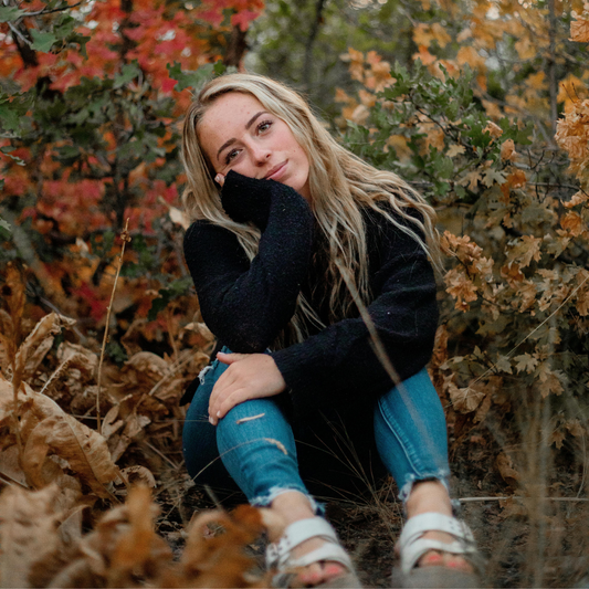 Why Hair Loses Volume and Becomes Flat in Autumn